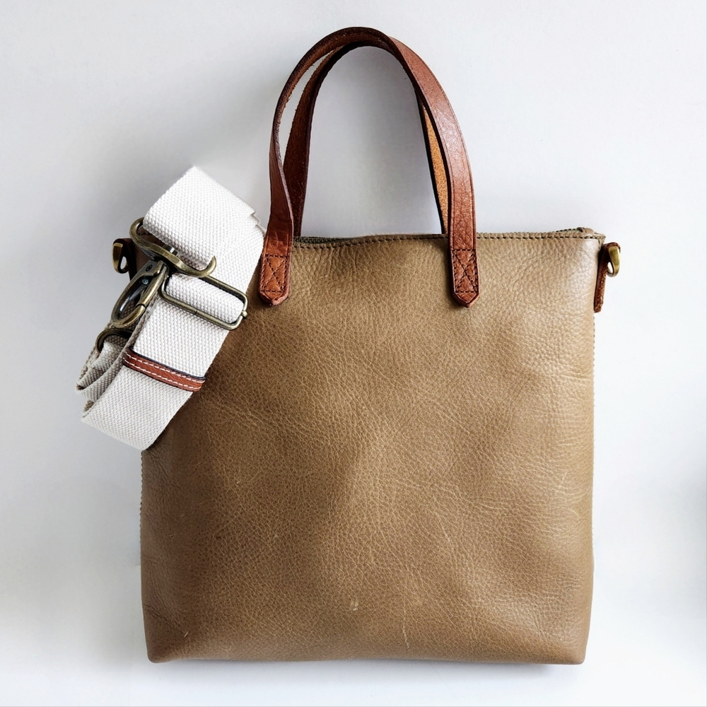 Madewell Transport Neutral Olive Leather Bag With Removable Crossbody Strap - Picture 15 of 16